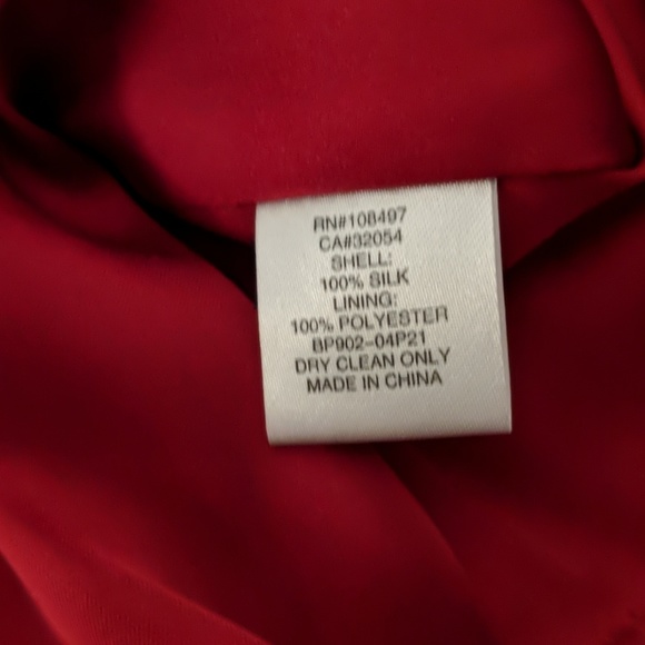 Anthropologie red silk dress - Picture 5 of 5